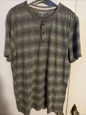 Express Men's Gray Striped Short-Sleeve Henley